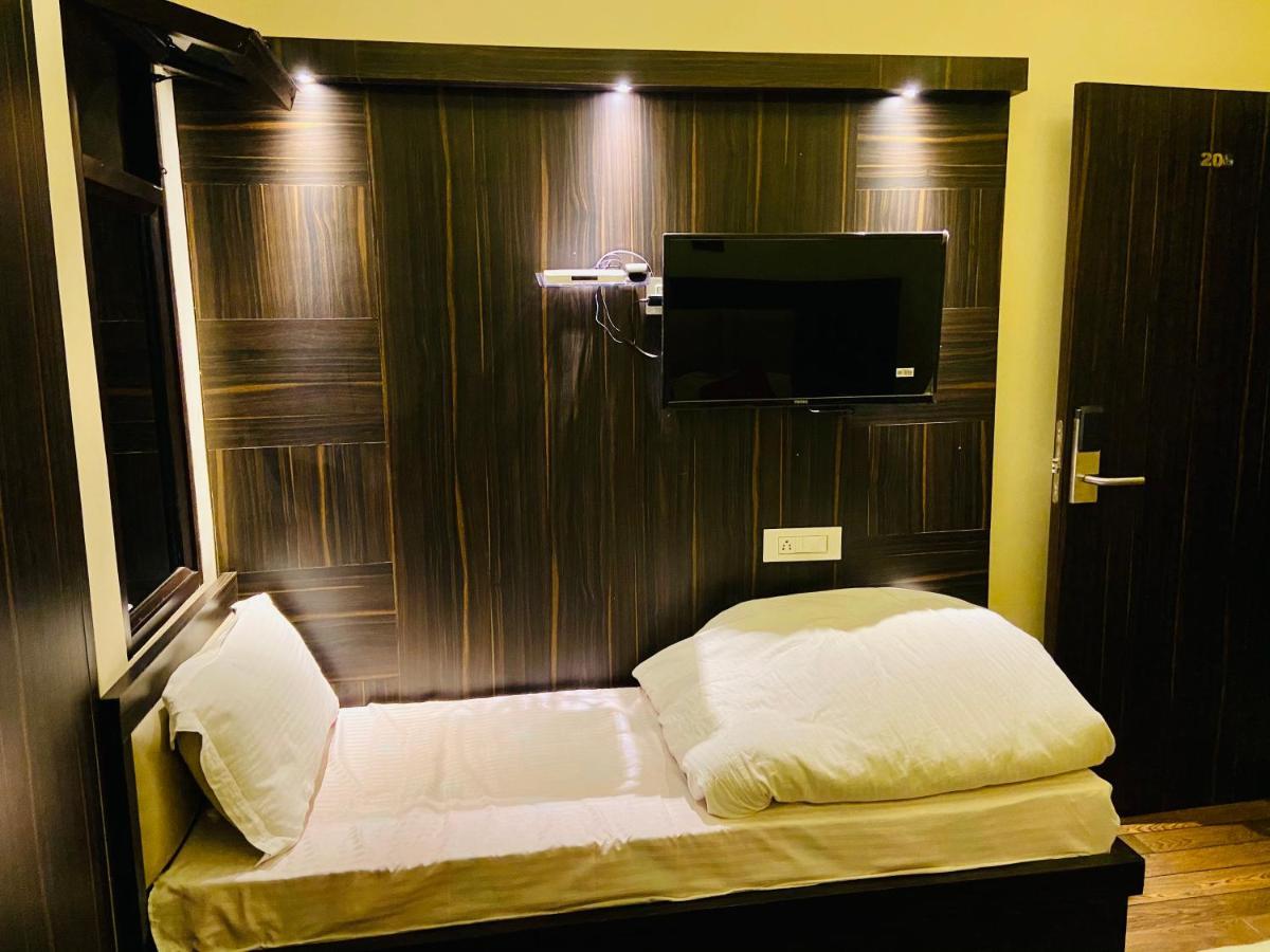 Hotel Kabir Residency 암리차르 외부 사진