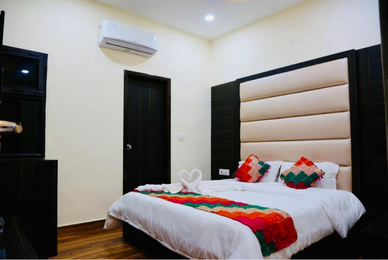 Hotel Kabir Residency 암리차르 외부 사진