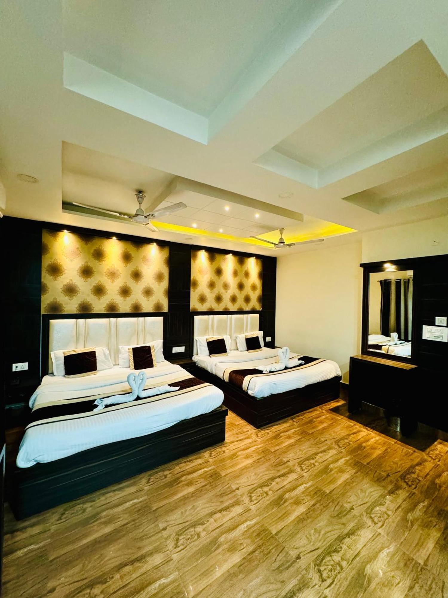 Hotel Kabir Residency 암리차르 외부 사진