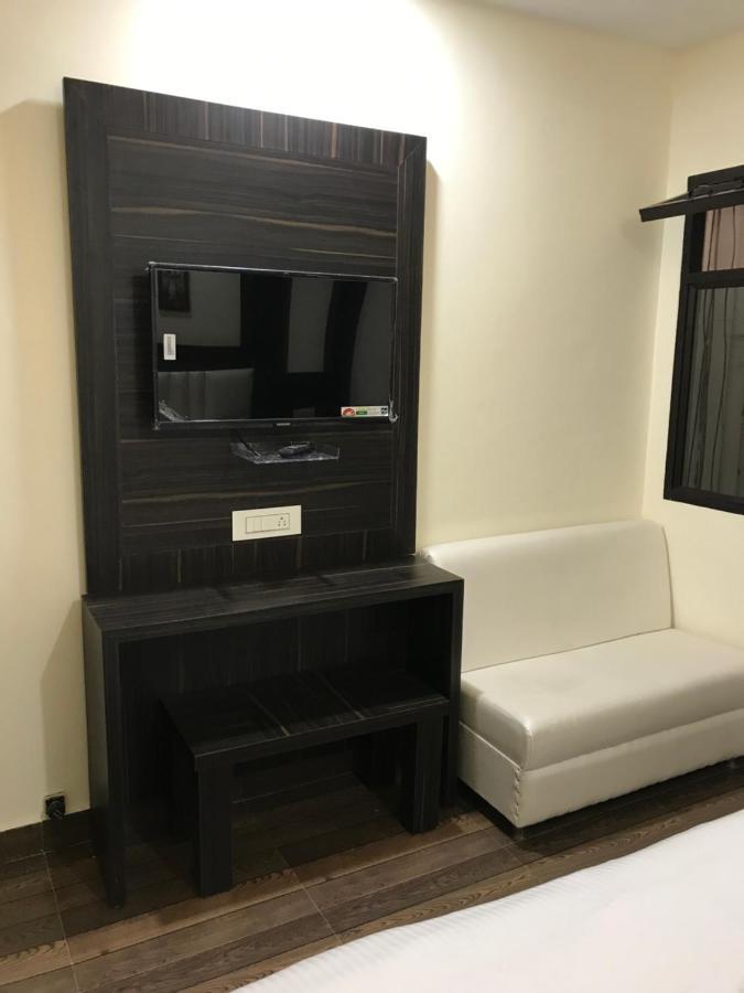 Hotel Kabir Residency 암리차르 외부 사진