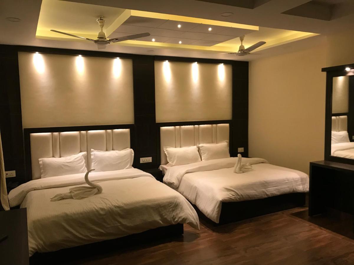 Hotel Kabir Residency 암리차르 외부 사진