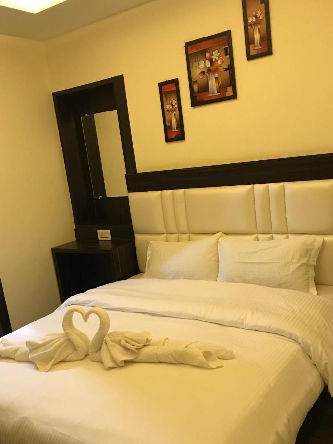Hotel Kabir Residency 암리차르 외부 사진